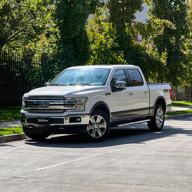 Ford F-150 5.0 Lariat Luxury 4x4 2020 1