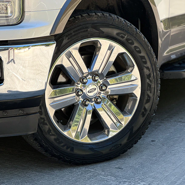 Ford F-150 5.0 Lariat Luxury 4x4 2020 5