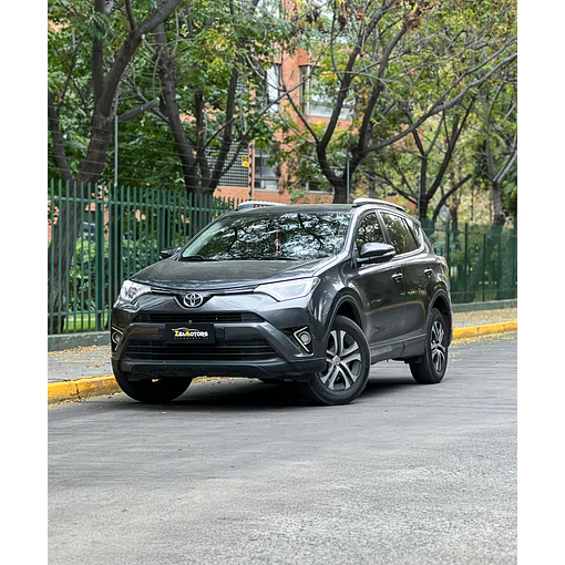 TOYOTA RAV4 LUJO 2.0 MT 2017