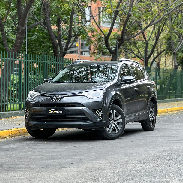 TOYOTA RAV4 LUJO 2.0 MT 2017 1