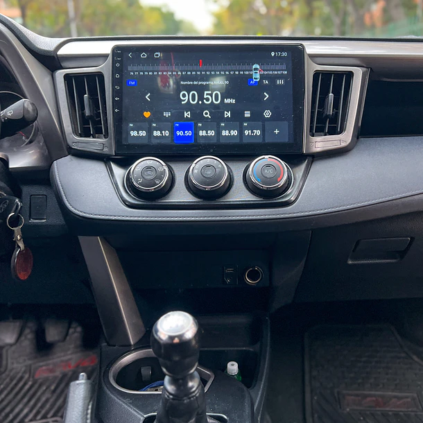 TOYOTA RAV4 LUJO 2.0 MT 2017 9