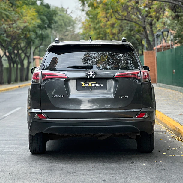 TOYOTA RAV4 LUJO 2.0 MT 2017 5