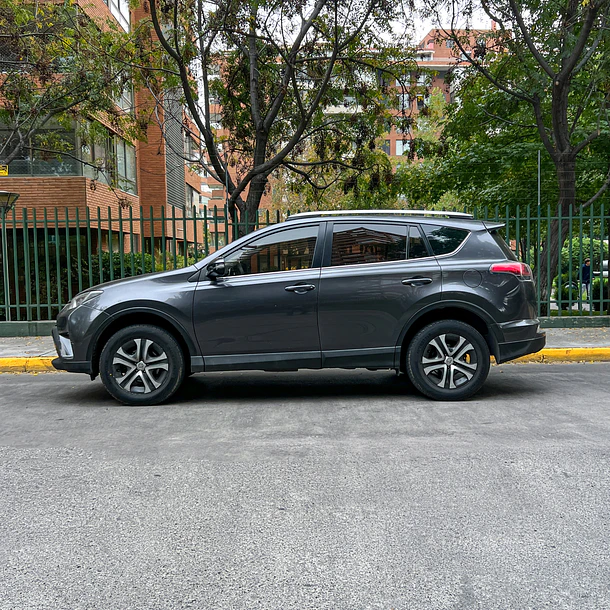 TOYOTA RAV4 LUJO 2.0 MT 2017 2
