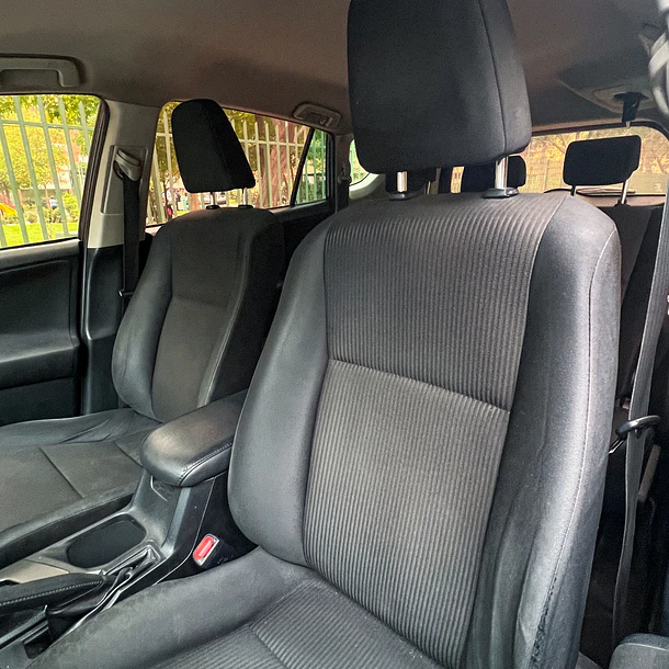 TOYOTA RAV4 LUJO 2.0 MT 2017 14