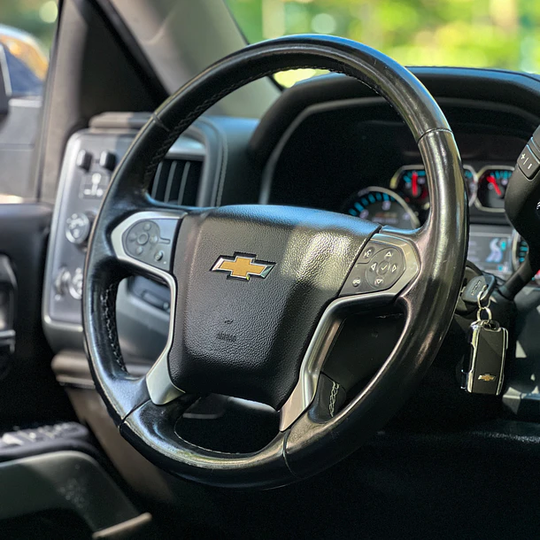 Chevrolet Silverado DCAB AUT 5.3 4x4 2019 12