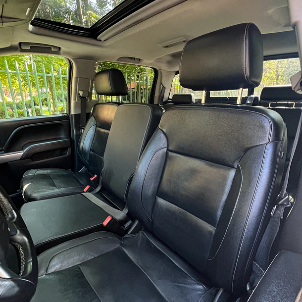 Chevrolet Silverado DCAB AUT 5.3 4x4 2019 14