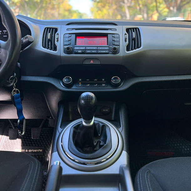 Kia Sportage Lx 2.0 2015 8