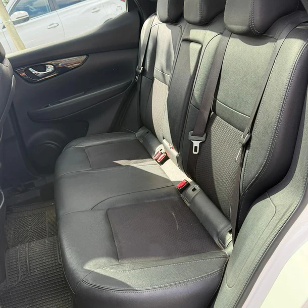 NISSAN QASHQAI 4WD 2.0 AUT 10