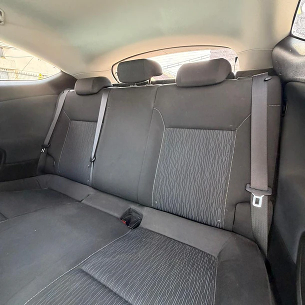 Opel Astra GTC Enjoy 2013 9