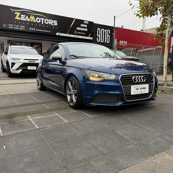 AUDI A1 ATTRACTION 1.2 MT 2013 1