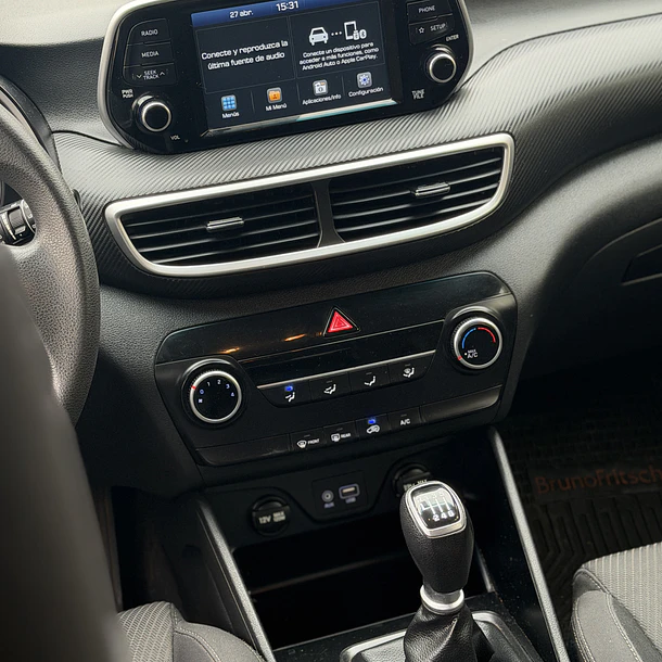 HYUNDAI TUCSON TL 2.0 2019 9