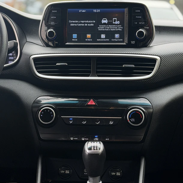 HYUNDAI TUCSON TL 2.0 2019 10