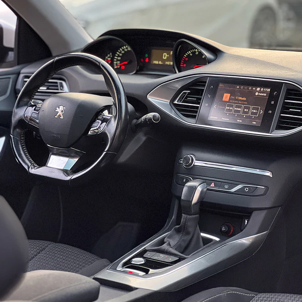 Peugeot  308 BLUE HDI HB 1.6 AUT 2019 9