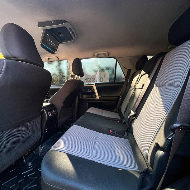 Toyota 4runner 4.0 SR5  4x4 2017 15