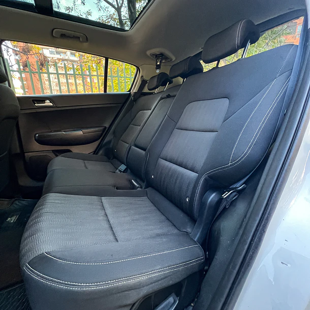 Kia Sportage LX 2.0 2019 16