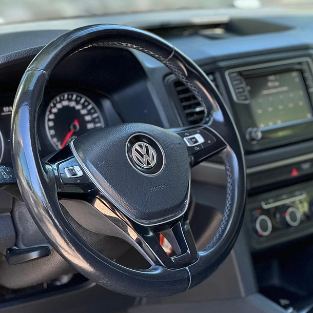 VOLKSWAGEN AMAROK COMFORTLINE DCAB TDI 2.0 AUT 4X4 2023 6