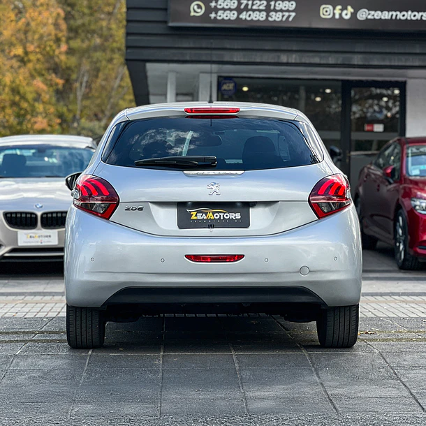 PEUGEOT 208 ALLURE BLUEHDI 1.6 2019 4