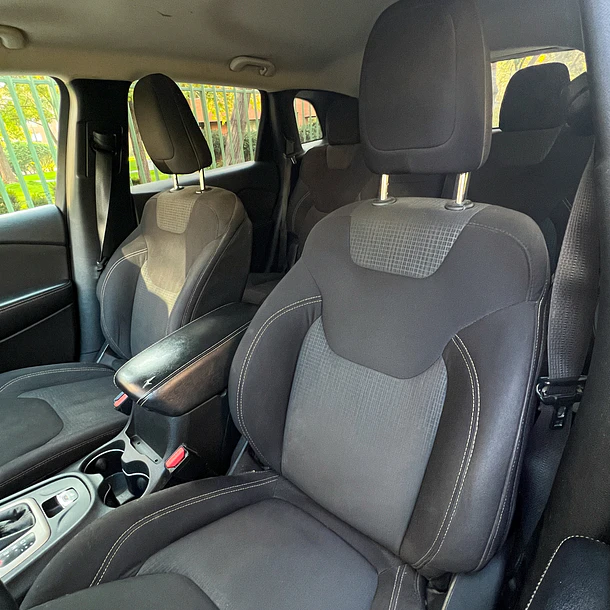 JEEP CHEROKEE LONGITUDE 4X4 2.4 AUT 2017 13