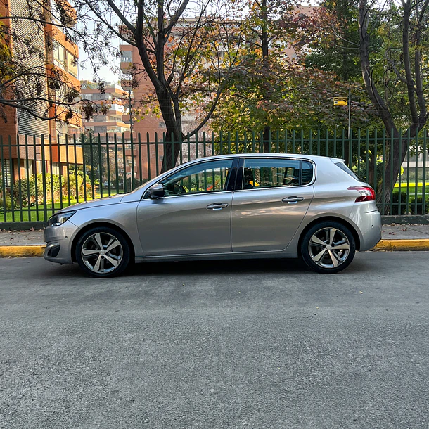Peugeot 308 FELINE  BLUE HDI HB 1.6 Mec 2014 2