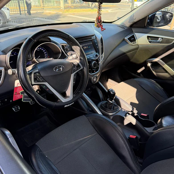 Hyundai Veloster GLS FULL 1.6 2014 7