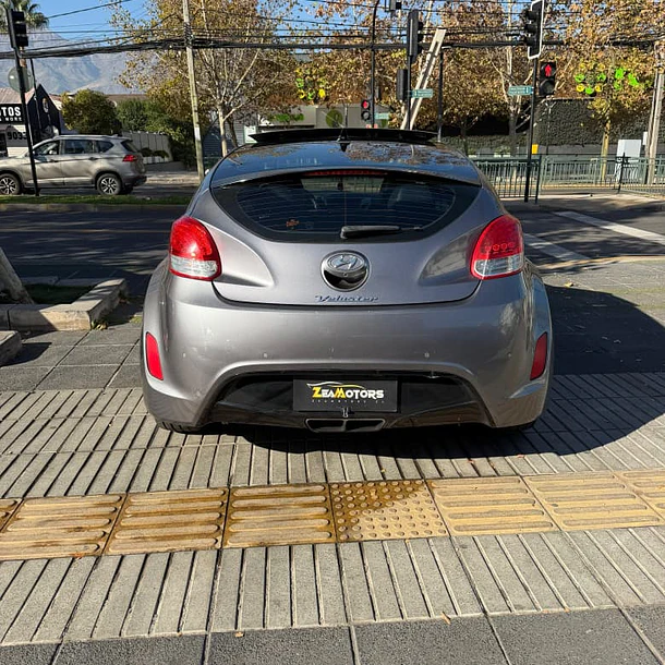 Hyundai Veloster GLS FULL 1.6 2014 5