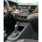 VOLKSWAGEN POLO 1.6 COMFORTLINE AUT 2019 10