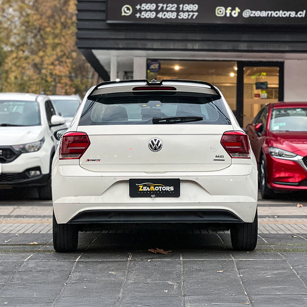 VOLKSWAGEN POLO 1.6 COMFORTLINE AUT 2019 4