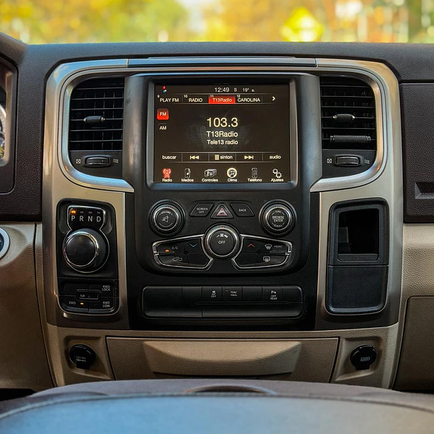 RAM 1500 4X4 3,6 AUT 2015 8