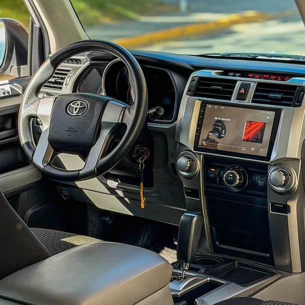 Toyota 4runner 4.0 SR5  4x2 2011 10