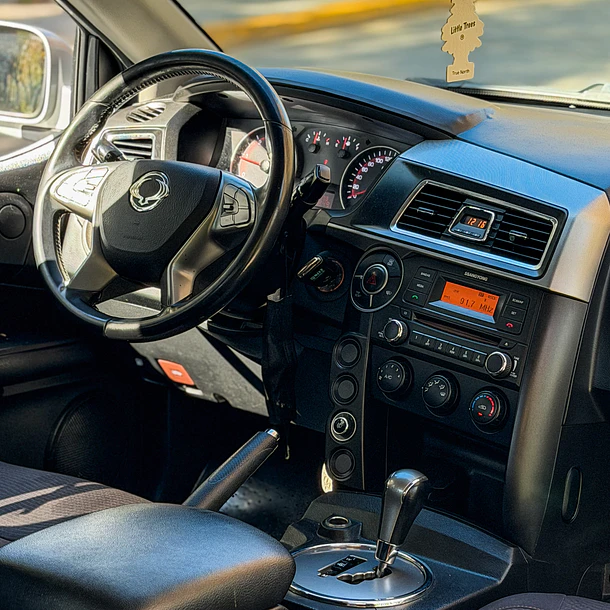 SSANGYONG NEW ACTYON SPORT 2.2 AUT 2020 8