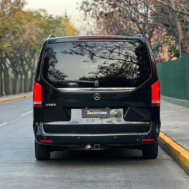 MERCEDES BENZ V220 CDI 2.0 2017 5