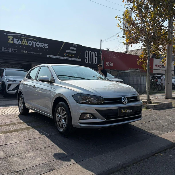 VOLKSWAGEN POLO COMFORTLINE 1.6 2019 1