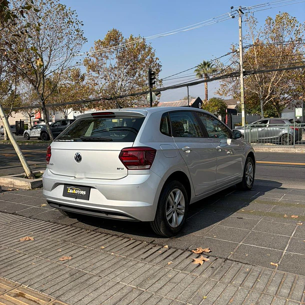 VOLKSWAGEN POLO COMFORTLINE 1.6 2019 6