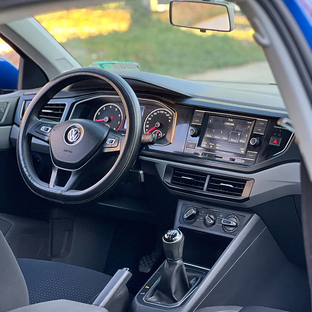 Volkswagen POLO HB OTTO 1.6 COMFORTLINE 2021 10