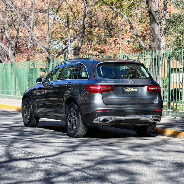 Mercedes Benz GLC 220D 2018 4