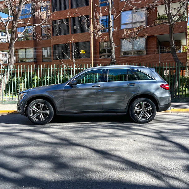 Mercedes Benz GLC 220D 2018 2