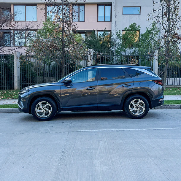 HYUNDAI TUCSON NX4 MPI 2.0 MT PLUS 2021 2