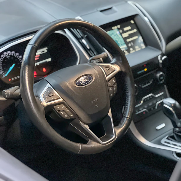Ford Edge 2.0 LTS 4P 4X2 2018 7