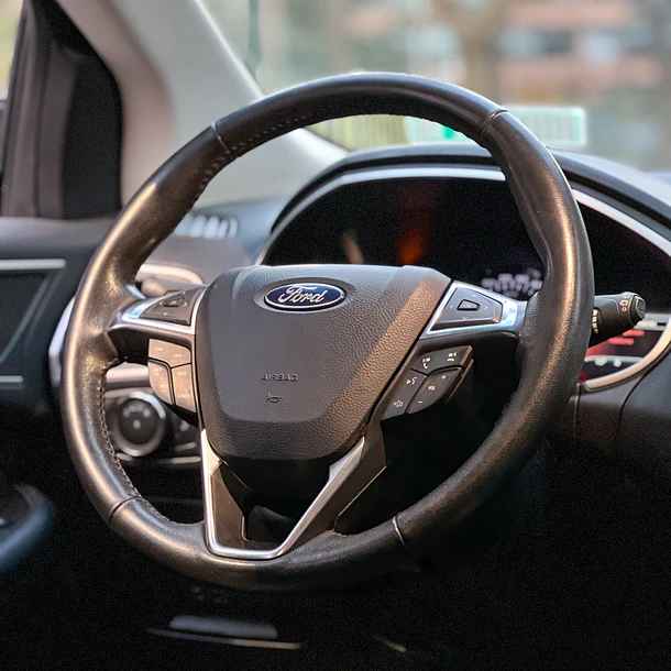 Ford Edge 2.0 LTS 4P 4X2 2018 13