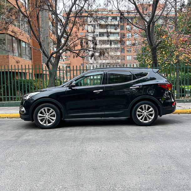 HYUNDAI SANTA FE GLS 4WD 2.4 AT 2017 2