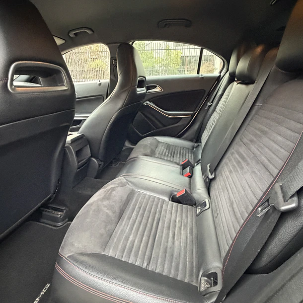 Mercedes Benz A200  AUT 1.6 2014 11