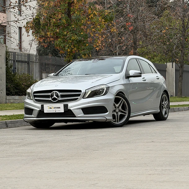 Mercedes Benz A200  AUT 1.6 2014 1