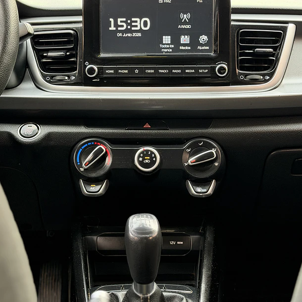KIA RIO 5 EX 1.4 HB 6MT 5P 8