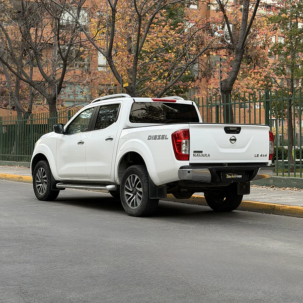 Nissan Np300 2.3 Navara DC LE 4x4 2020 4