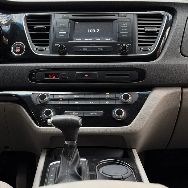 KIA GRAND CARNIVAL EX  3.3  AUT 2018 9