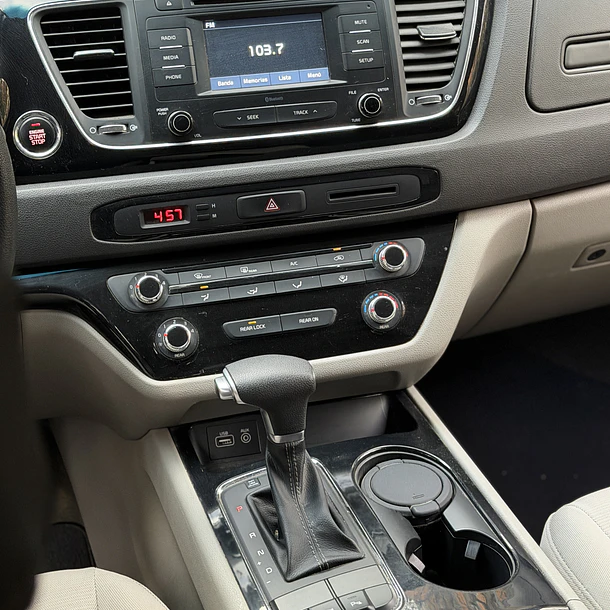 KIA GRAND CARNIVAL EX  3.3  AUT 2018 11