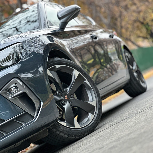 CUPRA LEON 1.4 T Auto 2025 3