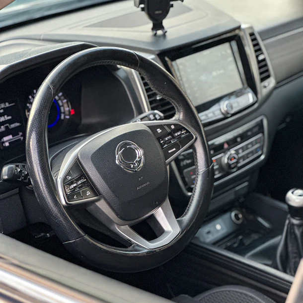 Ssangyong Rexton 2.2D 2018 6