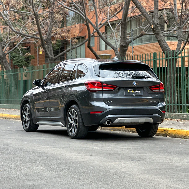 BMW X1 SDRIVE18D 2.0 AT 2021 4