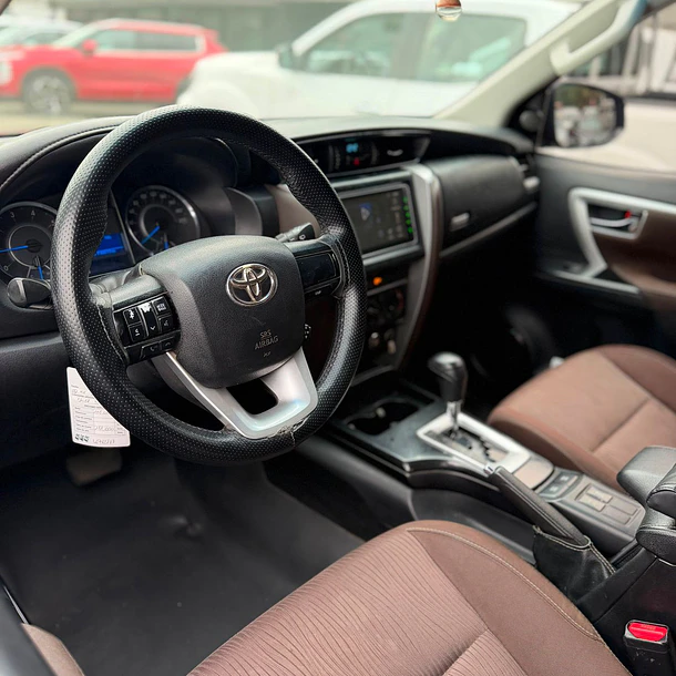 TOYOTA FORTUNER SR5 TDI 4X4 2.8 AUT 2019 6